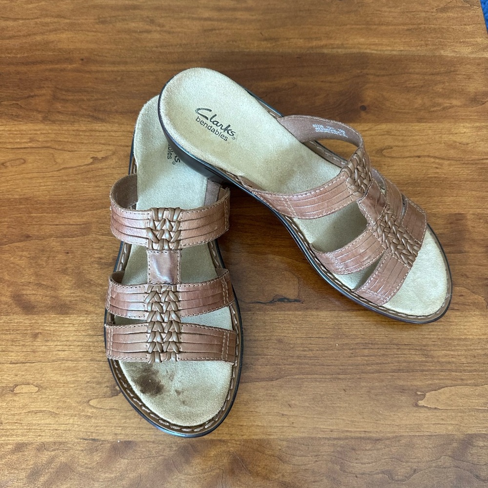 Clarks Women's Tan Sandals